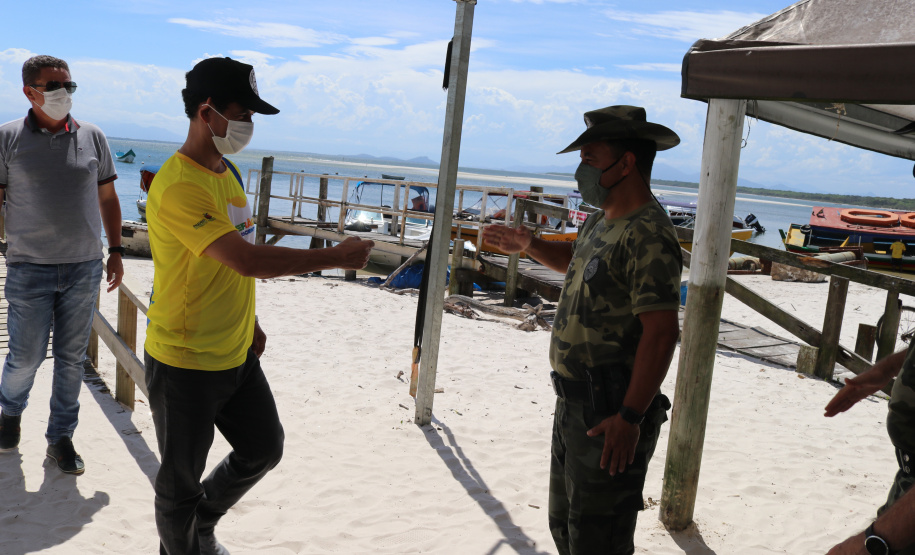 Litoral do PR recebe visita do coordenador Estadual do Verão Consciente no primeiro dia de operação