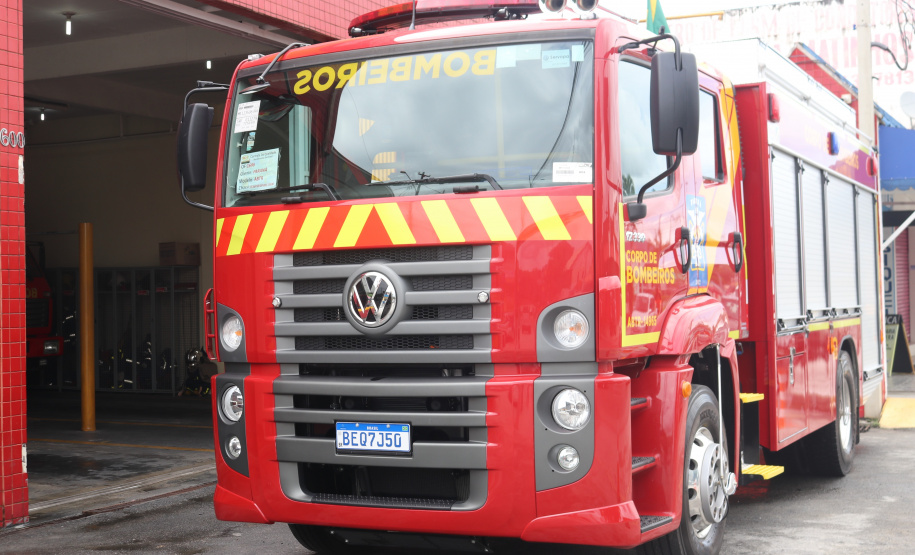 Caminhão moderno é entregue ao Corpo de Bombeiros de Matinhos, no litoral do Paraná
