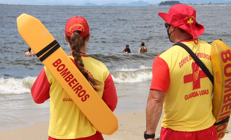 Bombeiros alertam para afogamentos no litoral
