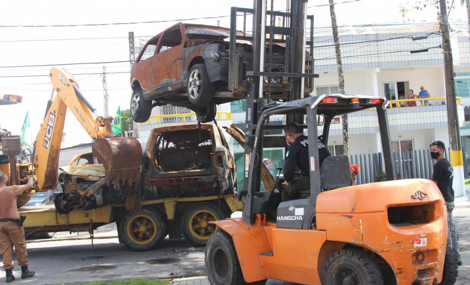 Em quatro dias, Segurança Pública retira cerca de 350 veículos de pátios de delegacias do litoral