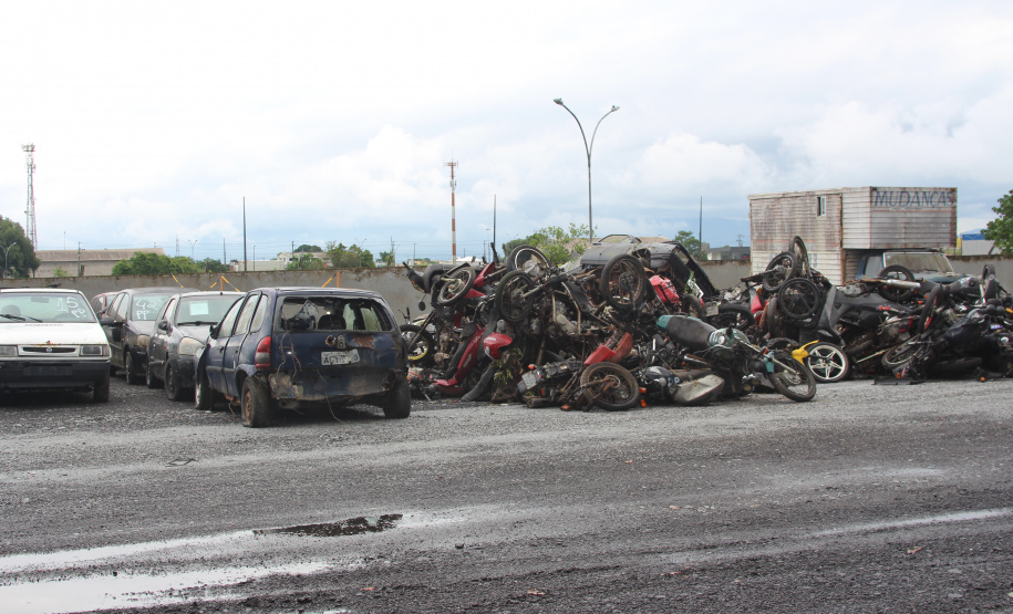 Em quatro dias, Segurança Pública retira cerca de 350 veículos de pátios de delegacias do litoral