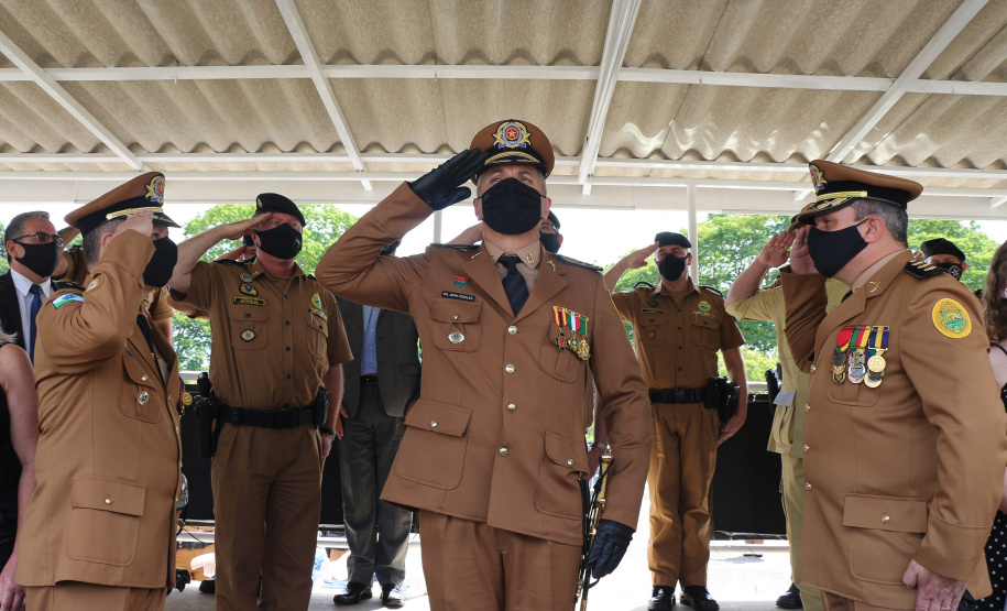 Durante solenidade, a Academia Policial Militar do Guatupê recebe novo Comandante em São José dos Pinhais, na RMC