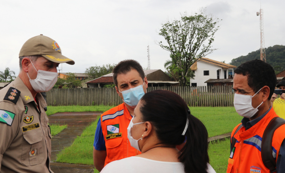 Secretário da Segurança Pública sobrevoa áreas afetadas pelas chuvas no litoral (PR)
