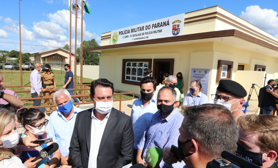 Governador inaugura sede do destacamento da PM de Entre Rios, em Guarapuava