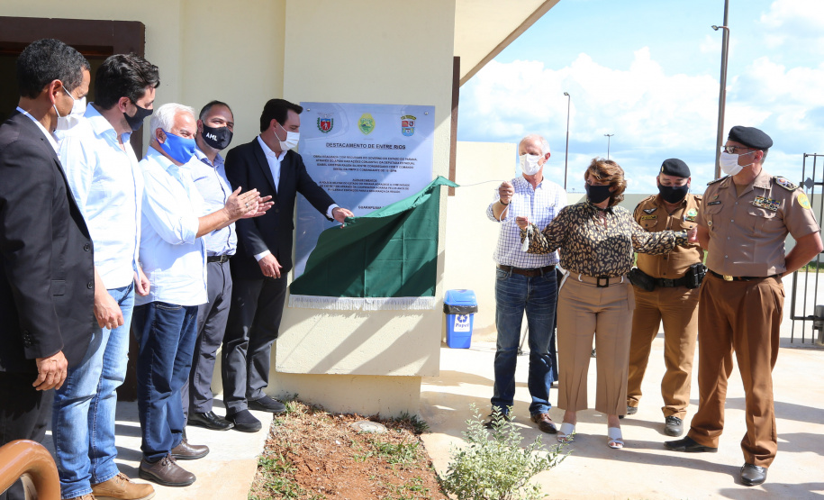 Governador inaugura sede do destacamento da PM de Entre Rios, em Guarapuava