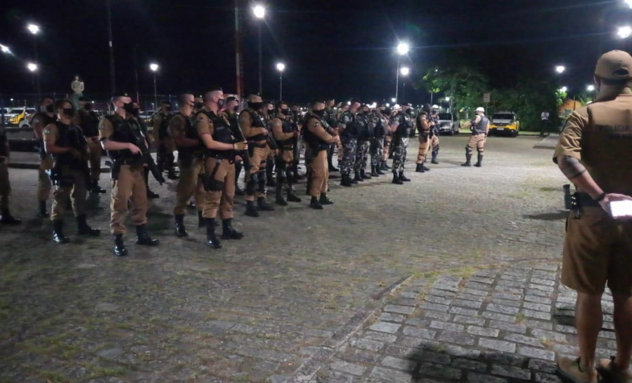 9º Batalhão mobiliza quase 100 policiais para reforçar policiamento em Paranaguá com a operação Subárea IV
