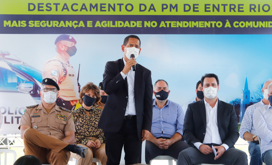 Governador inaugura sede do destacamento da PM de Entre Rios, em Guarapuava