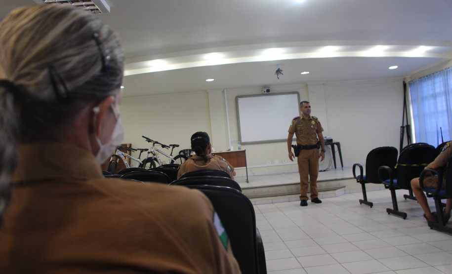 Policiais militares passam por capacitação de ciclopatrulhamento no Litoral