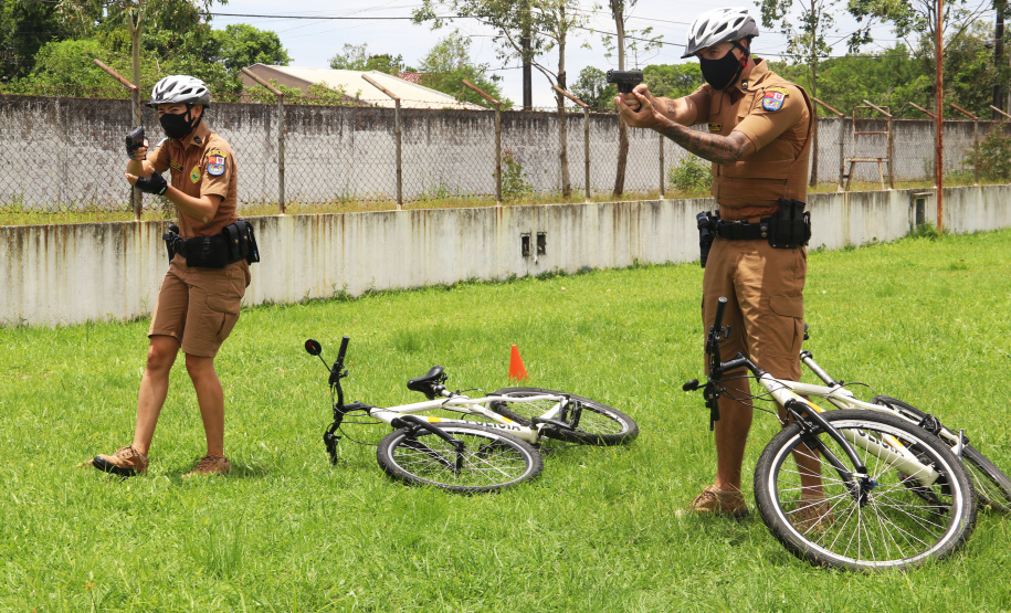 Policiais militares passam por capacitação de ciclopatrulhamento no Litoral
