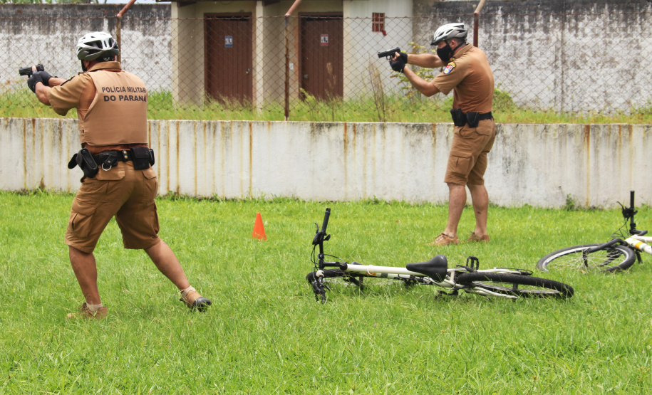 Policiais militares passam por capacitação de ciclopatrulhamento no Litoral