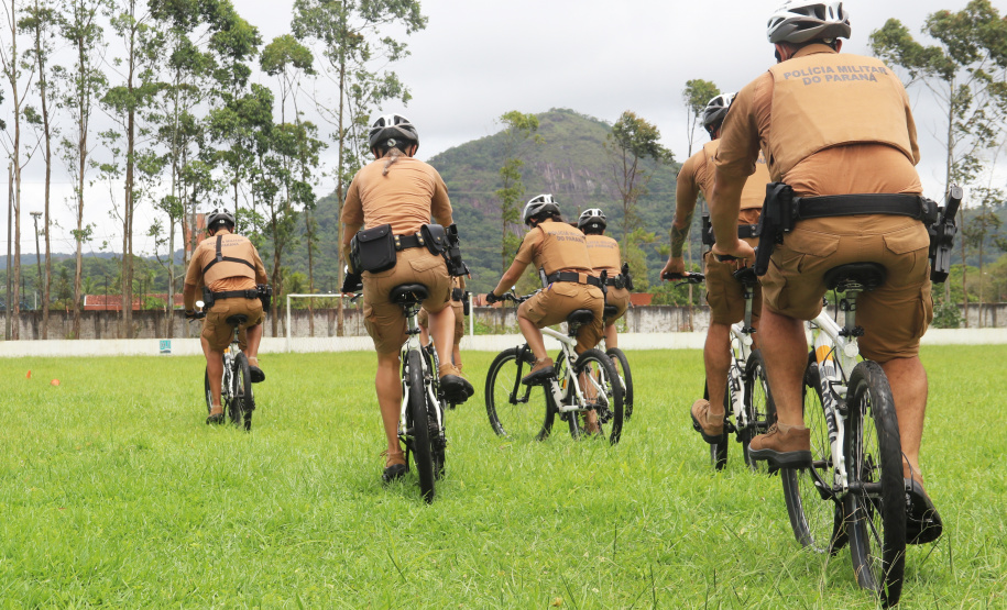 Policiais militares passam por capacitação de ciclopatrulhamento no Litoral
