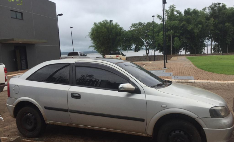 Ação da Operação Hórus flagra comboio com quase R$ 500 mil em cigarros contrabandeados em Guaíra