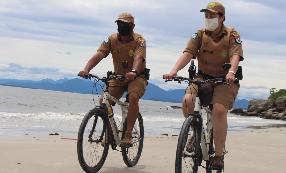 Comerciantes e turistas aprovam policiamento preventivo na Ilha do Mel