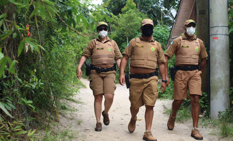 Comerciantes e turistas aprovam policiamento preventivo na Ilha do Mel