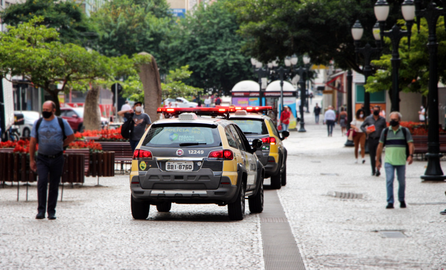 Principais eixos comerciais de Curitiba recebem reforço de policiamento ostensivo