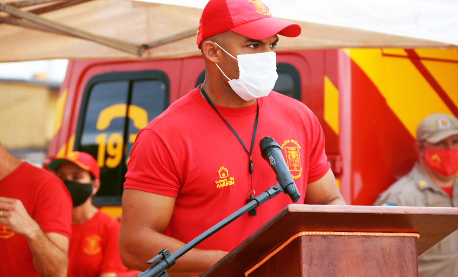 Corpo de Bombeiros forma nova turma de guarda-vidas militares