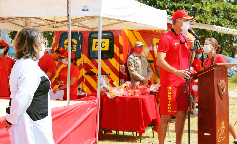 Corpo de Bombeiros forma nova turma de guarda-vidas militares