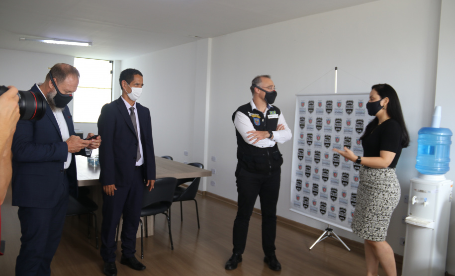 Ministro da Justiça e Segurança visita Delegacia da Mulher e do Adolescente em São José dos Pinhais, na RMC