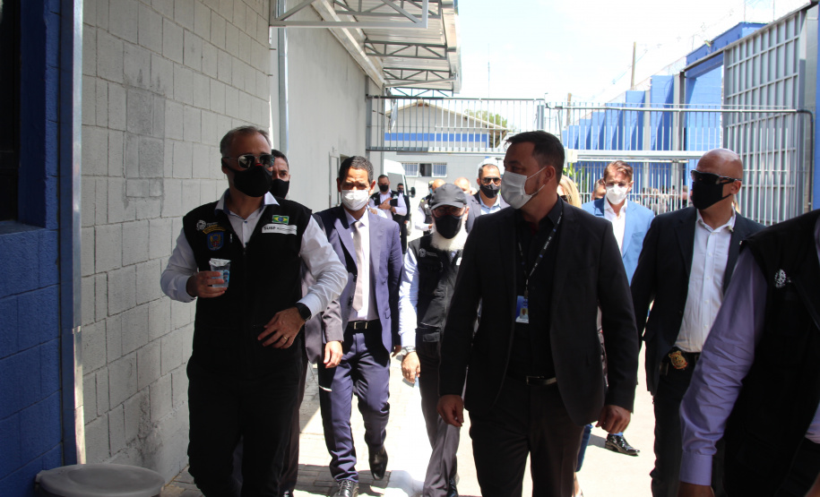 Ministro da Justiça visita Casa de Custódia de São José dos Pinhais