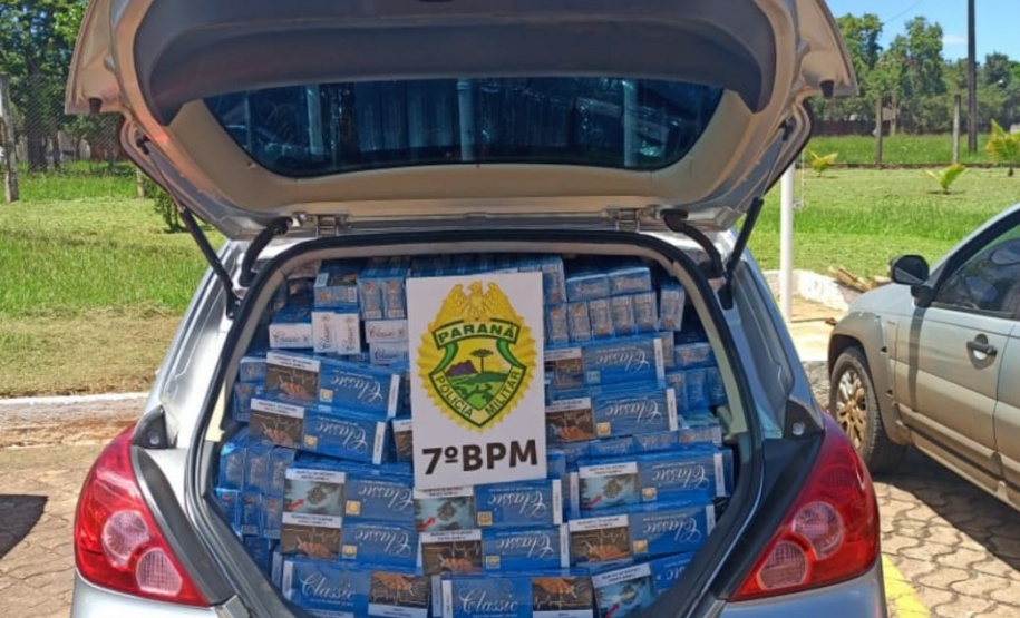 Cinco veículos carregados com cigarros contrabandeados são apreendidos pela PM, em ações separadas, no Noroeste