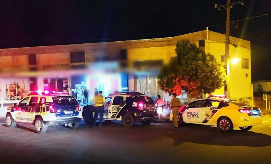 Em 11 dias, polícia prende 452 pessoas e interdita 242 estabelecimentos