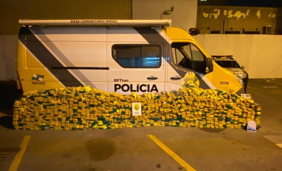 Em abordagem de trânsito, policiais militares apreendem 752 quilos de maconha