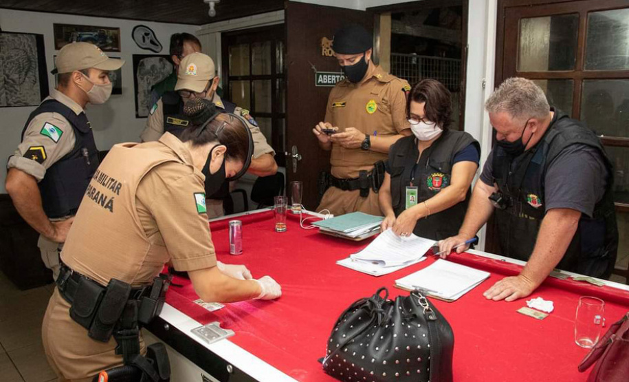 44 são presos em Curitiba por desrespeito às medidas sanitárias