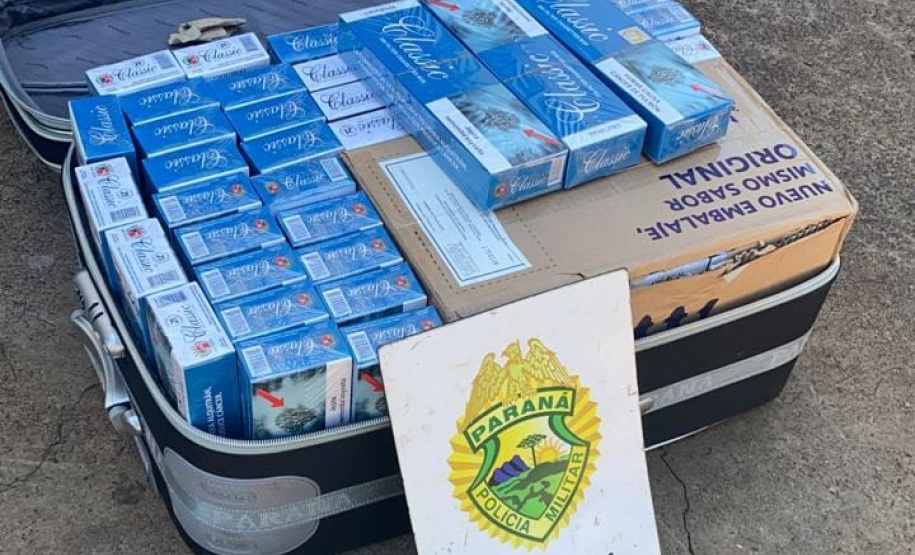 Em ações distintas da Operação Hórus, Batalhão de Fronteira apreende diversas garrafas de vinho e cigarros em situação ilegal, no Oeste e Sudoeste do estado