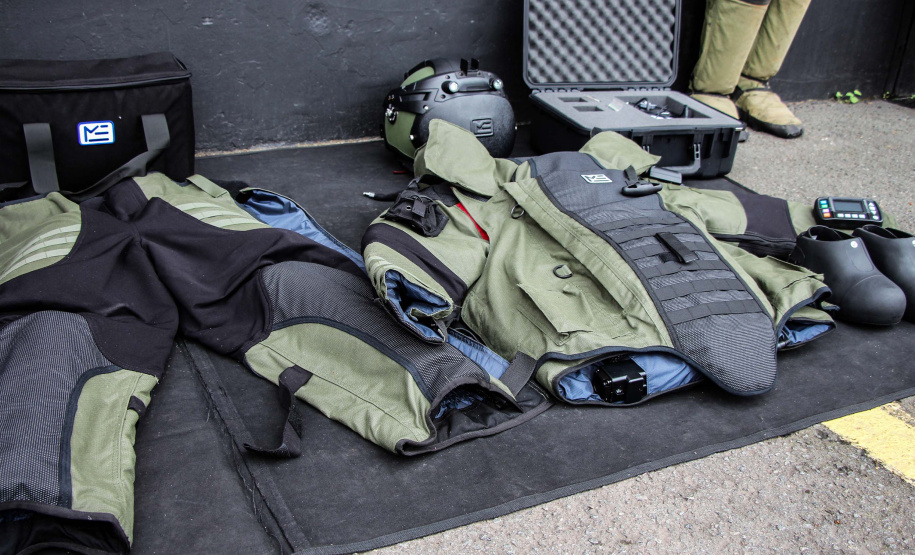 Esquadrão Antibombas recebe novos trajes de R$ 1,2 milhão para atendimentos de ocorrências