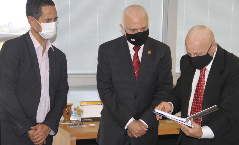 Visita do ministro do STM