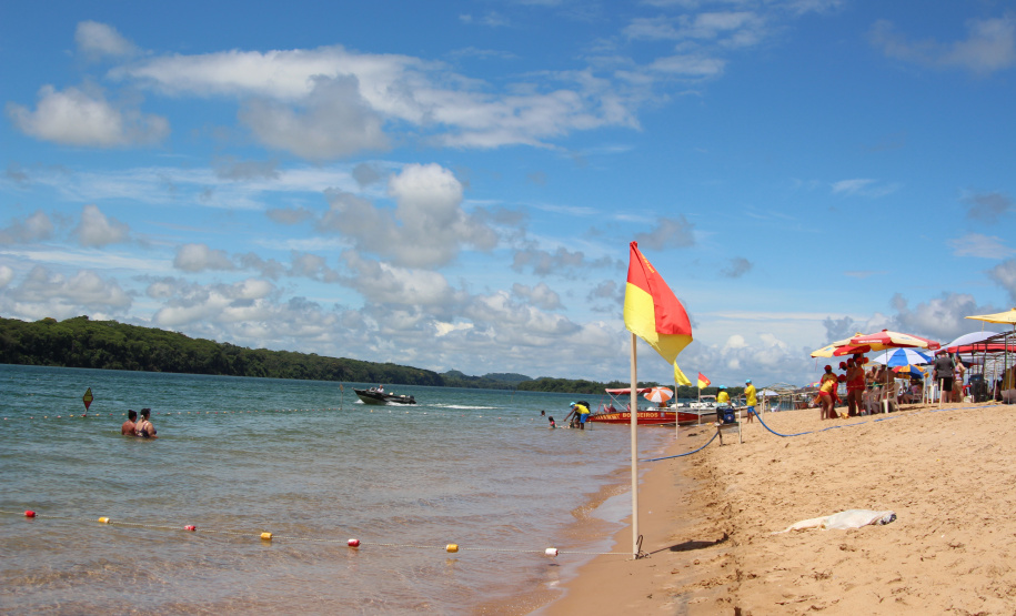 Turistas aprovam fiscalização e segurança da PM e Corpo de Bombeiros nas praias de água doce da Costa Noroeste