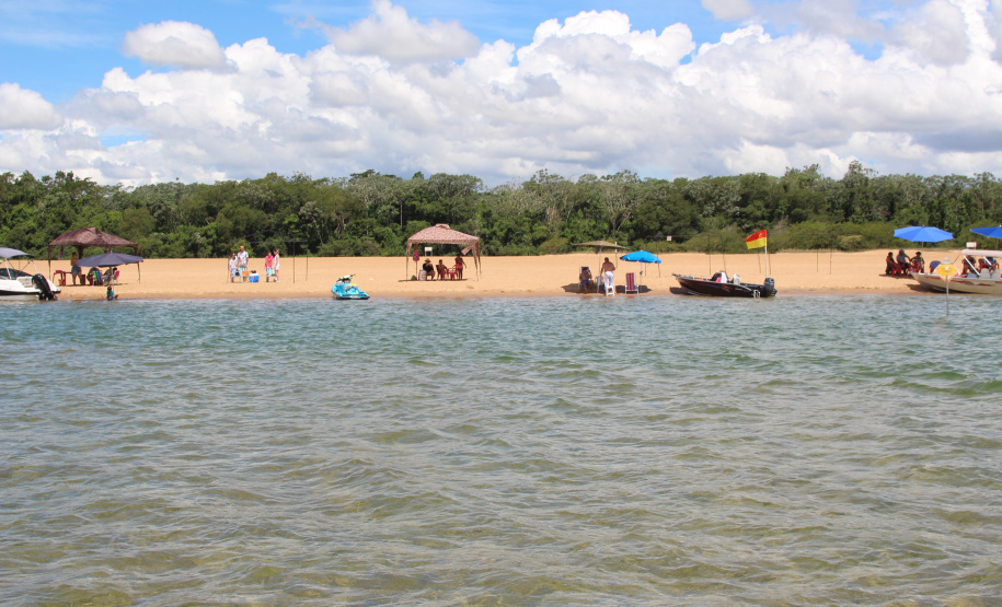 Turistas aprovam fiscalização e segurança da PM e Corpo de Bombeiros nas praias de água doce da Costa Noroeste