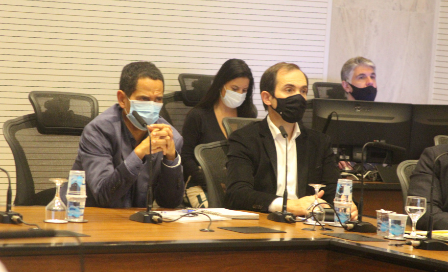 Governo inicia vacinação das forças de segurança pública no domingo