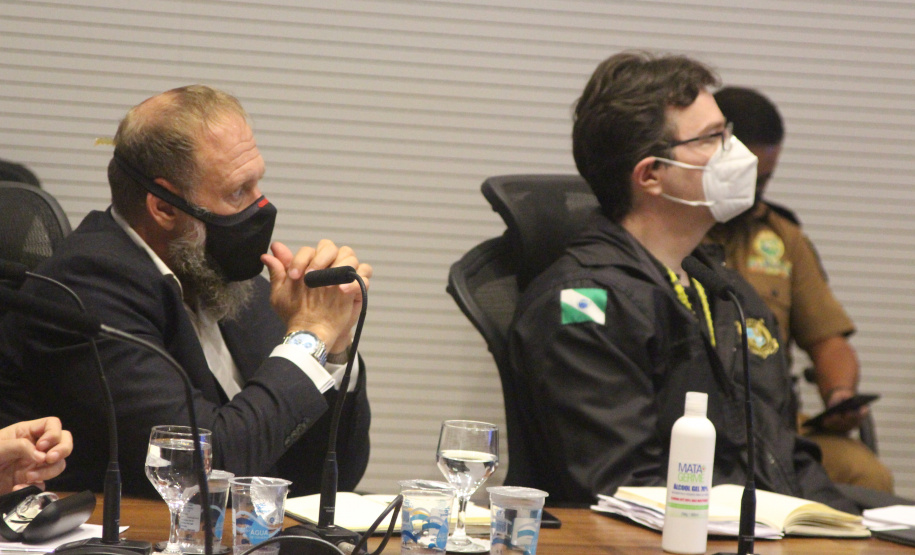 Governo inicia vacinação das forças de segurança pública no domingo