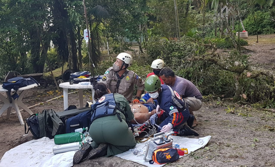 Helicóptero do BPMOA faz resgates na RMC e Litoral no feriado de Páscoa