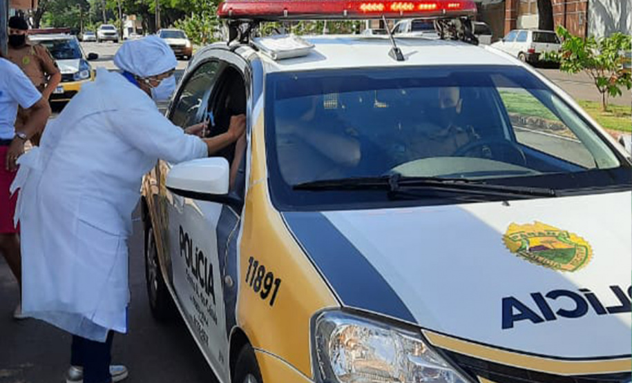 900 profissionais da segurança pública já foram imunizados no Paraná