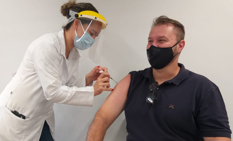 900 profissionais da segurança pública já foram imunizados no Paraná