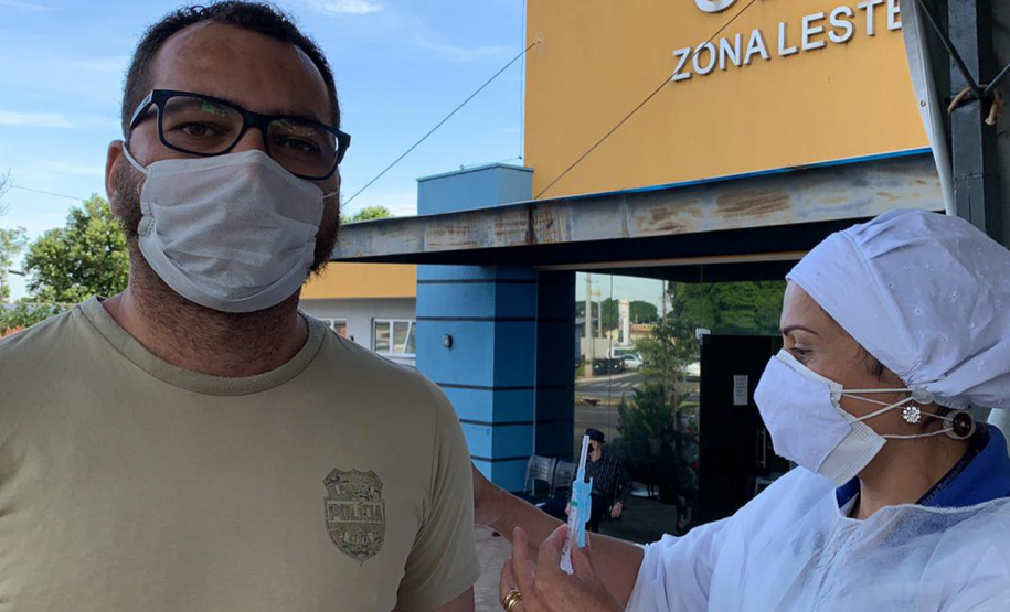 900 profissionais da segurança pública já foram imunizados no Paraná