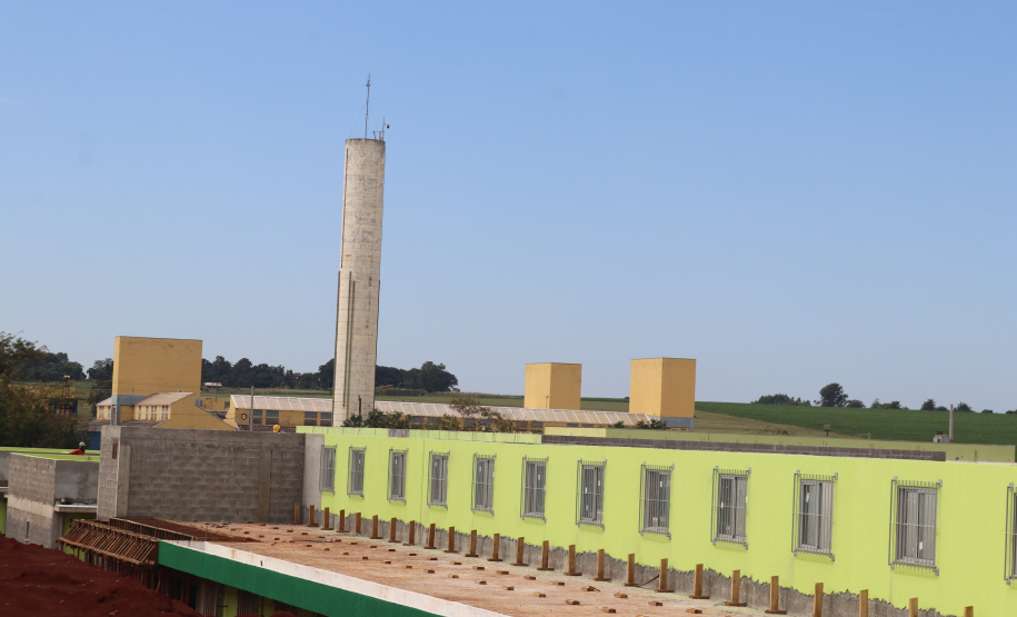 Secretário da Segurança Pública acompanha obras de ampliação da Penitenciária de Foz do Iguaçu I