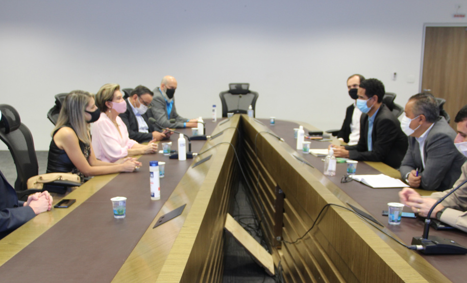 Secretário da Segurança Pública reúne-se com prefeita de Ponta Grossa e líder do governo