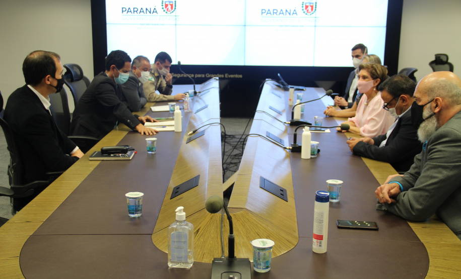 Secretário da Segurança Pública reúne-se com prefeita de Ponta Grossa e líder do governo