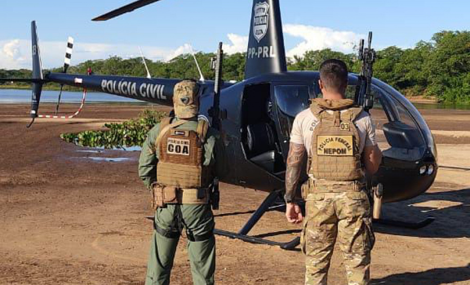 PCPR e PF apreendem três embarcações com contrabando de 50 mil cigarros