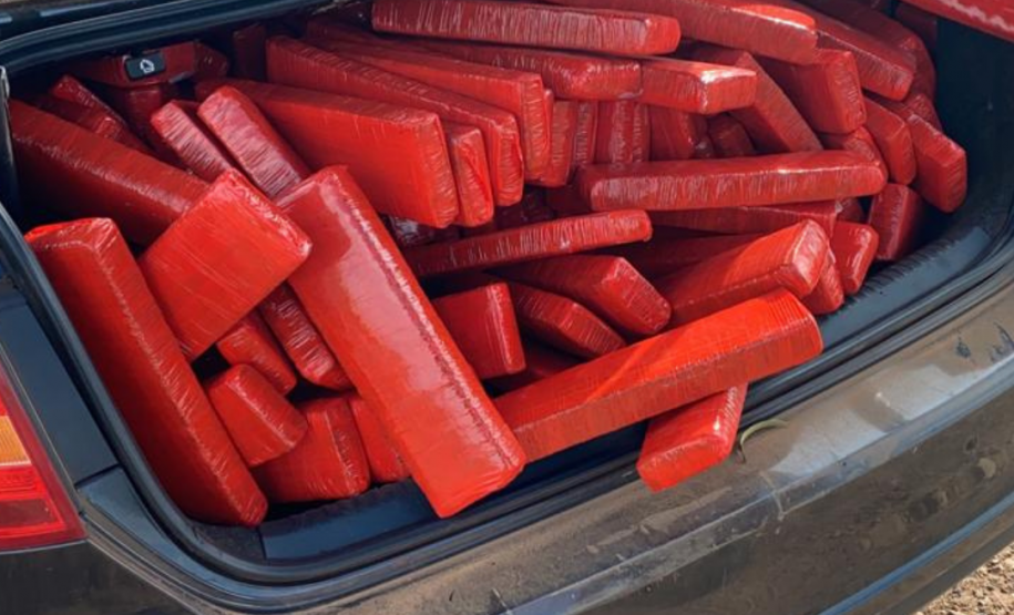 BPRv apreende mais de meia tonelada de maconha e haxixe em Cianorte (PR)