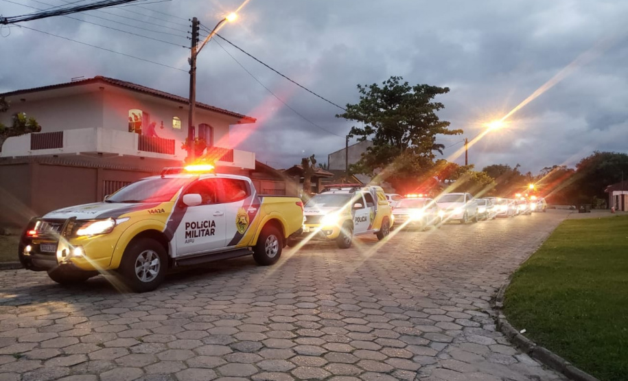 AIFU fecha 15 pontos comerciais irregulares e flagra mais de 600 pessoas em aglomeração na Capital durante o final de semana