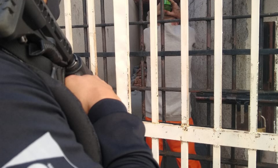 Operação transfere presos da delegacia de Palmeira para gestão do DEPEN, em Ponta Grossa (PR)