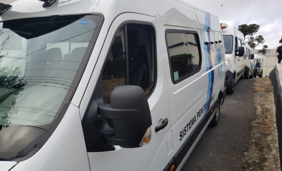 Operação transfere presos da delegacia de Palmeira para gestão do DEPEN, em Ponta Grossa (PR)