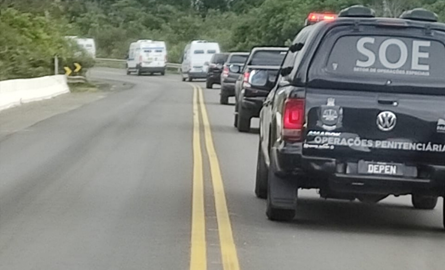 Operação transfere presos da delegacia de Palmeira para gestão do DEPEN, em Ponta Grossa (PR)