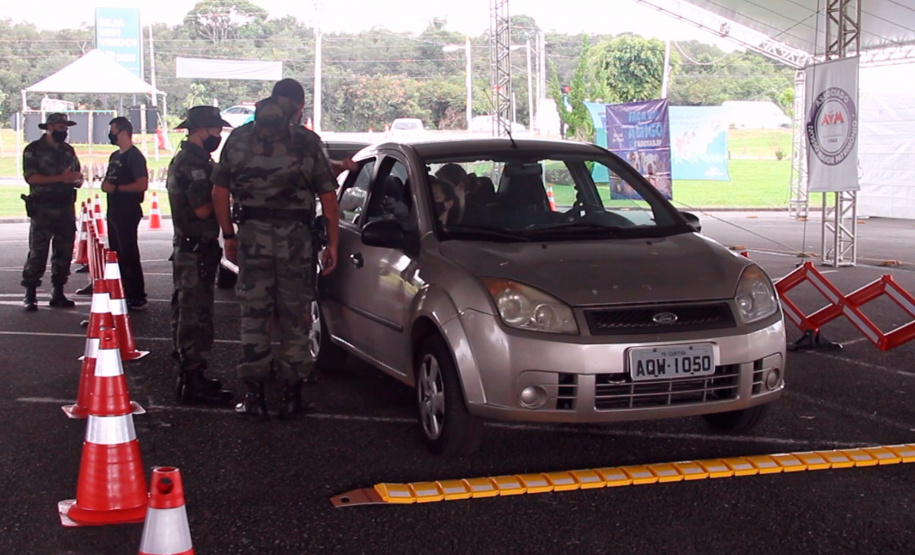 Para marcar aniversário, Polícia Ambiental arrecada 5,6 toneladas de alimentos