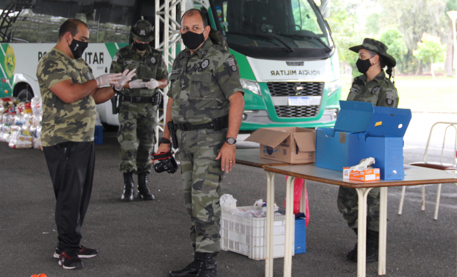 Para marcar aniversário, Polícia Ambiental arrecada 5,6 toneladas de alimentos