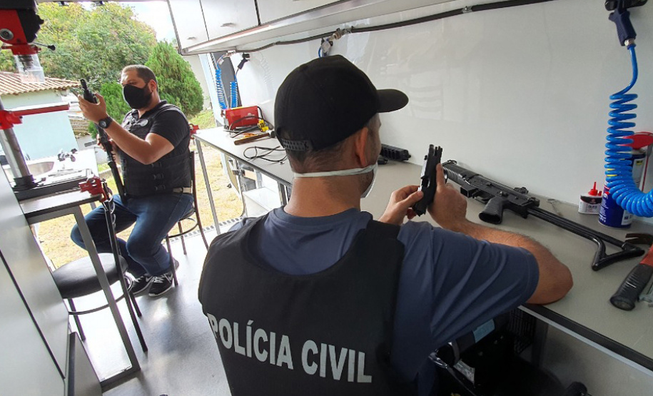 PCPR lança oficina móvel para manutenção de armas e treinamento